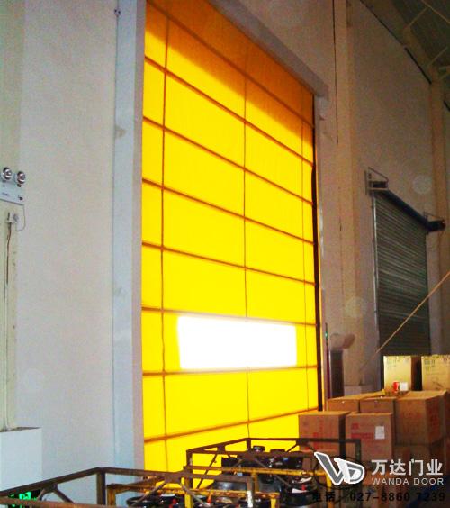 深圳工厂堆积门